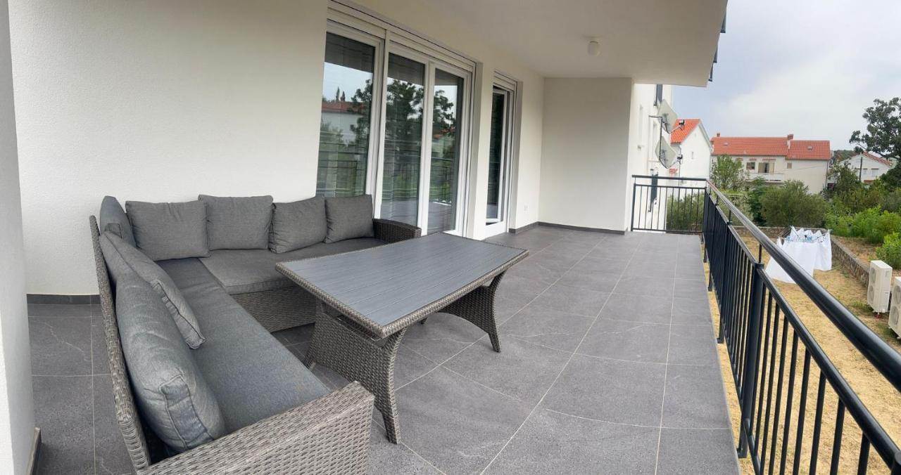 Apartmani Lana Rab Town Eksteriør billede