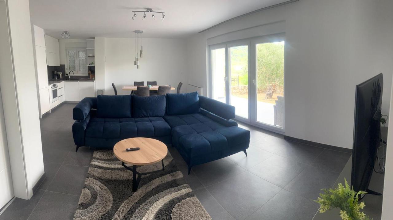Apartmani Lana Rab Town Eksteriør billede